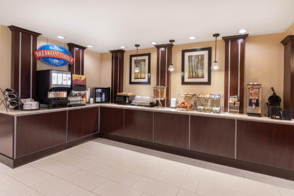 Baymont by Wyndham Victoria image 18